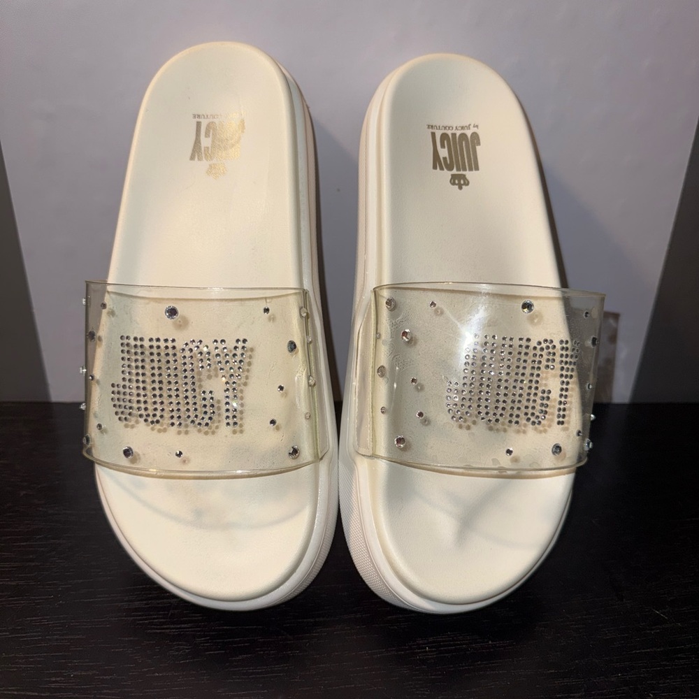 JUICY COUTURE Slipons